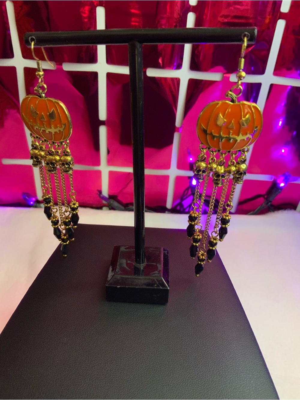 Cool Jack O Lantern and Skull Dangle Earrings (Z-32)